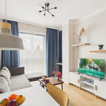 Modern & Cozy By Solarento Апартаменти Варшава